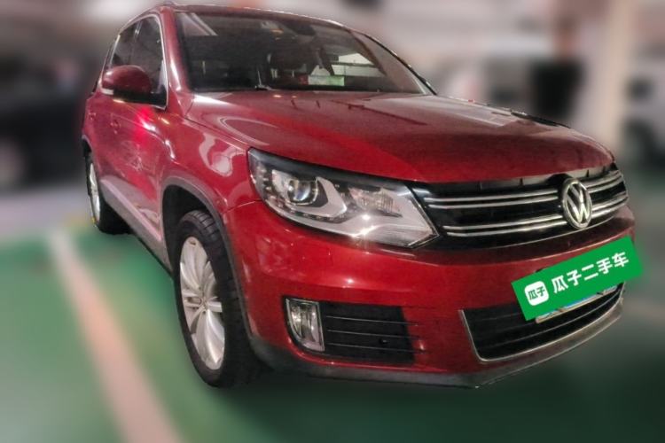 Used Volkswagen Tiguan 2013 2.0 TSI Automatic All-Wheel-Drive Flagship Edition Front Right 45 Deg