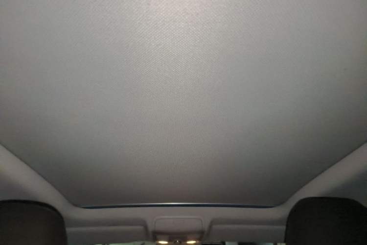 Used Volkswagen Tiguan 2013 2.0 TSI Automatic All-Wheel-Drive Flagship Edition Headliner