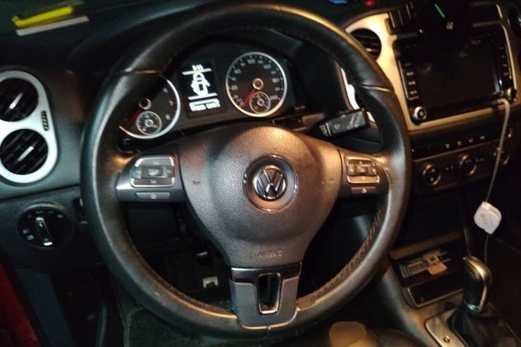 Used Volkswagen Tiguan 2013 1.8 TSI Automatic Two-Wheel Drive Comfort Edition Steering Wheel