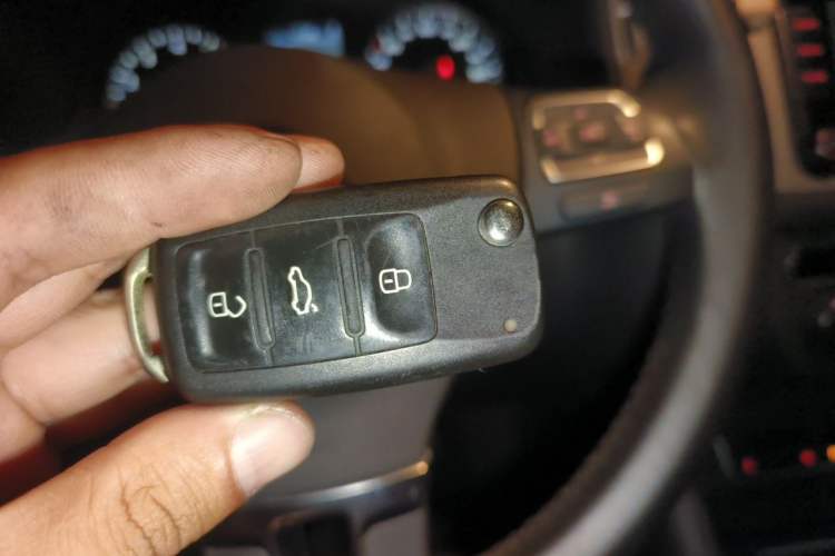 Used Volkswagen Tiguan 2013 2.0 TSI Automatic All-Wheel-Drive Flagship Edition Vehicle Key