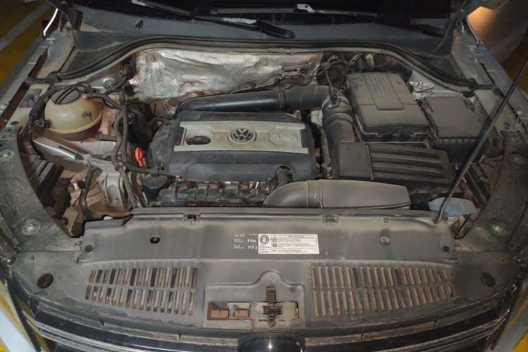 Used Volkswagen Tiguan 2013 1.8 TSI Automatic Two-Wheel Drive Comfort Edition Engine Bay