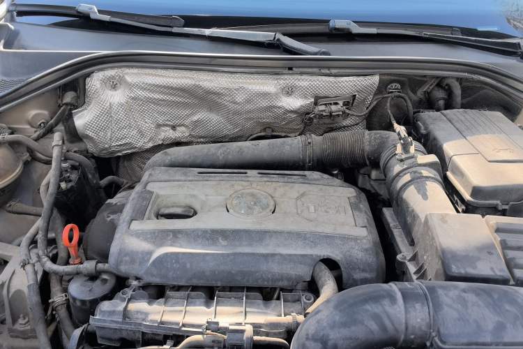 Used Volkswagen Tiguan 2013 1.8 TSI Automatic Two-Wheel Drive Comfort Edition Engine Bay