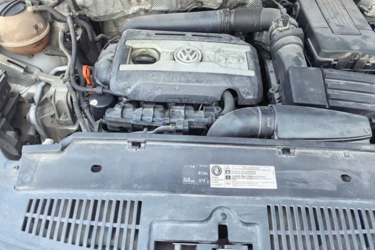 Used Volkswagen Tiguan 2013 2.0 TSI Automatic All-Wheel-Drive Flagship Edition Engine Bay