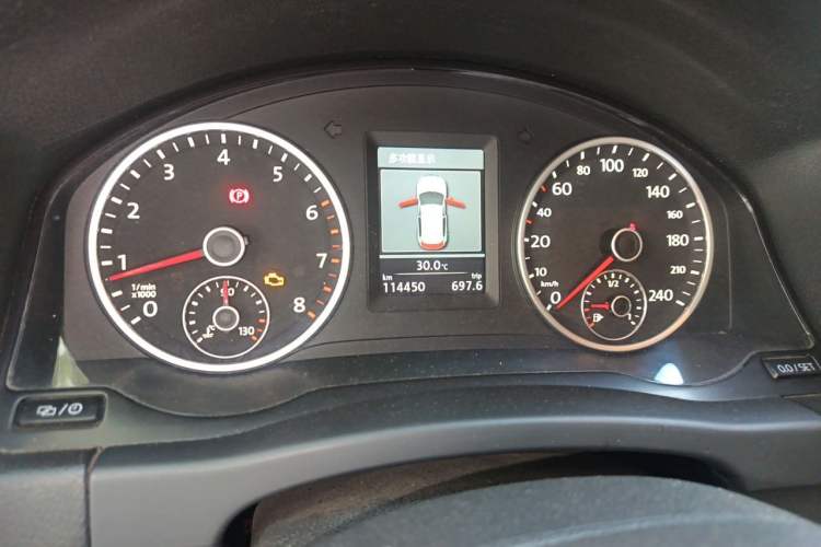 Used Volkswagen Tiguan 2013 2.0 TSI Automatic All-Wheel-Drive Flagship Edition Instrument Cluster