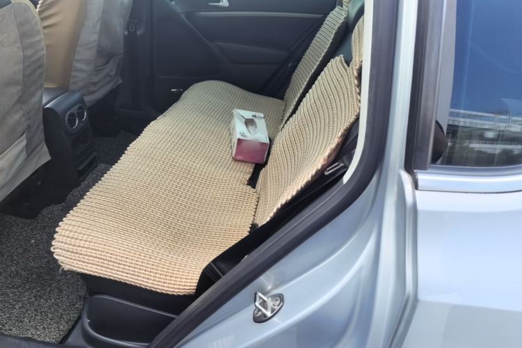 Used Volkswagen Tiguan 2013 2.0 TSI Automatic All-Wheel-Drive Flagship Edition Left Rear Seat