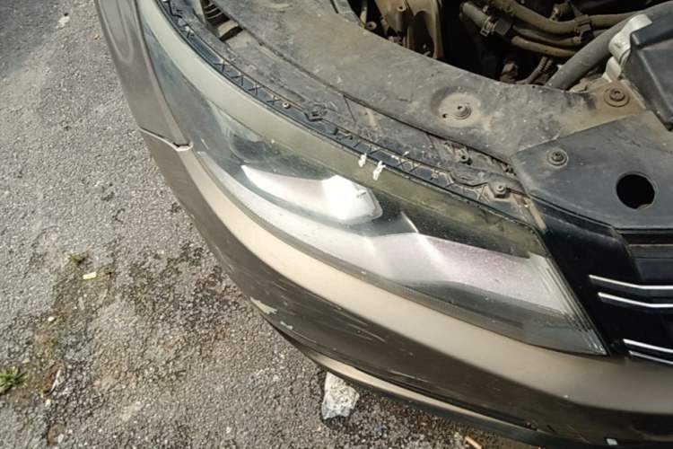 Used Volkswagen Tiguan 2013 1.8TSI Automatic Two-Wheel Drive Luxury Model Right Front Headlight