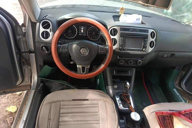 Used Volkswagen Tiguan 2013 2.0 TSI Automatic All-Wheel-Drive Flagship Edition Steering Wheel