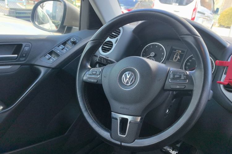 Used Volkswagen Tiguan 2013 1.8 TSI Automatic Two-Wheel Drive Comfort Edition Steering Wheel