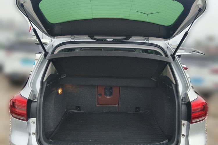 Used Volkswagen Tiguan 2013 2.0 TSI Automatic All-Wheel-Drive Flagship Edition Trunk