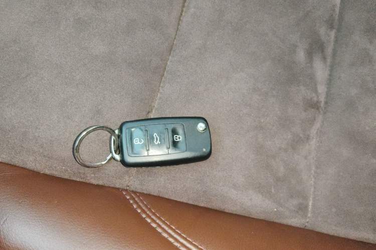 Used Volkswagen Tiguan 2013 2.0 TSI Automatic All-Wheel-Drive Flagship Edition Vehicle Key