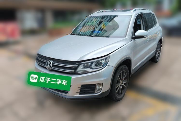Used Volkswagen Tiguan 2013 1.8TSI Automatic Two-Wheel Drive Luxury Model Guazi used car, China used car export, Used car for sale, Used  cars, Cheapest cars for sale
