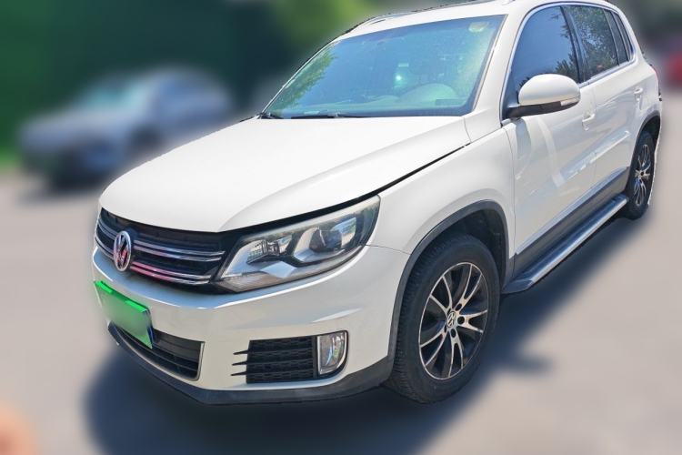Used Volkswagen Tiguan 2013 1.8TSI Automatic Two-Wheel Drive Luxury Model Guazi used car, China used car export, Used car for sale, Used cars, Cheapest cars for sale
