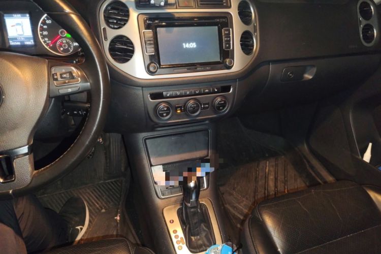 Used Volkswagen Tiguan 2013 1.8TSI Automatic Two-Wheel Drive Luxury Model Audio And AC Panel