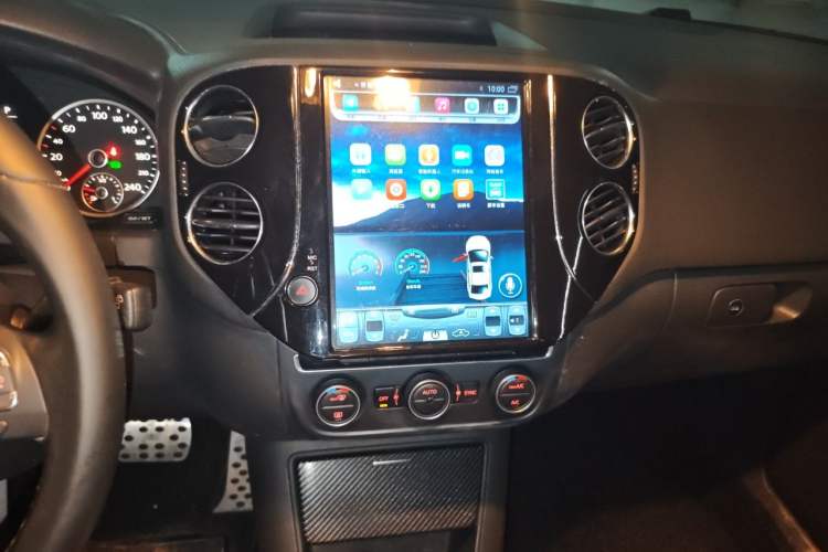 Used Volkswagen Tiguan 2013 1.8 TSI Automatic Two-Wheel Drive Comfort Edition Audio And AC Panel