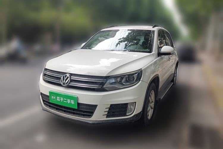 Used Volkswagen Tiguan 2013 1.8TSI Automatic Two-Wheel Drive Trend Edition Guazi used car, China used car export, Used car for sale, Used cars, Cheapest cars for sale