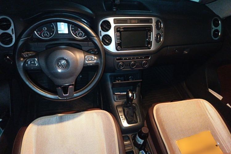 Used Volkswagen Tiguan 2013 1.8TSI Automatic Two-Wheel Drive Luxury Model Center Console