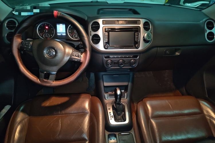 Used Volkswagen Tiguan 2013 1.8TSI Automatic Two-Wheel Drive Luxury Model Center Console