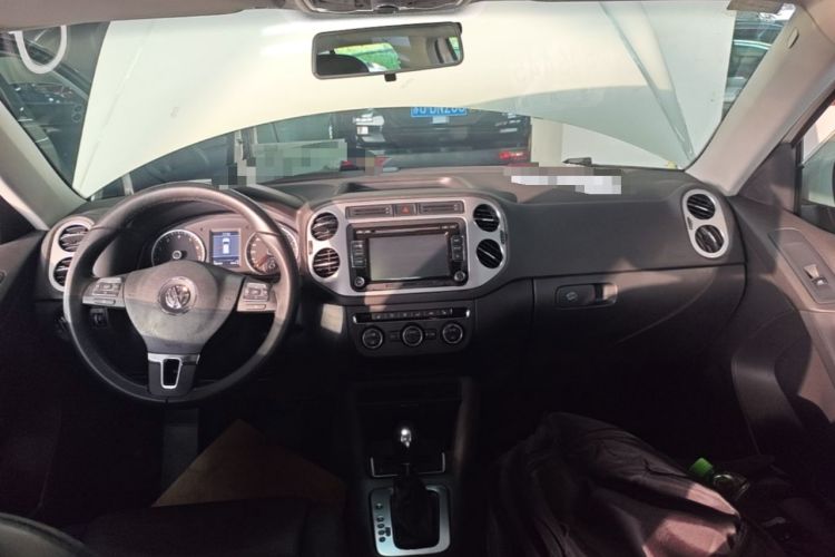 Used Volkswagen Tiguan 2013 1.8TSI Automatic Two-Wheel Drive Luxury Model Center Console