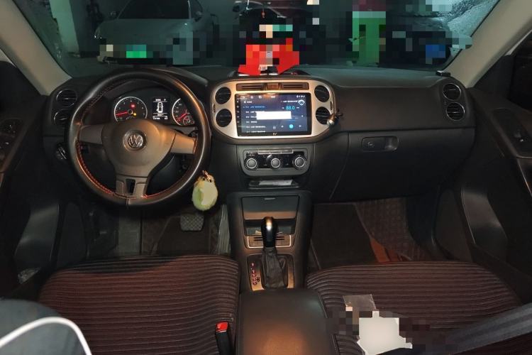 Used Volkswagen Tiguan 2013 1.8TSI Automatic Two-Wheel Drive Trend Edition Center Console