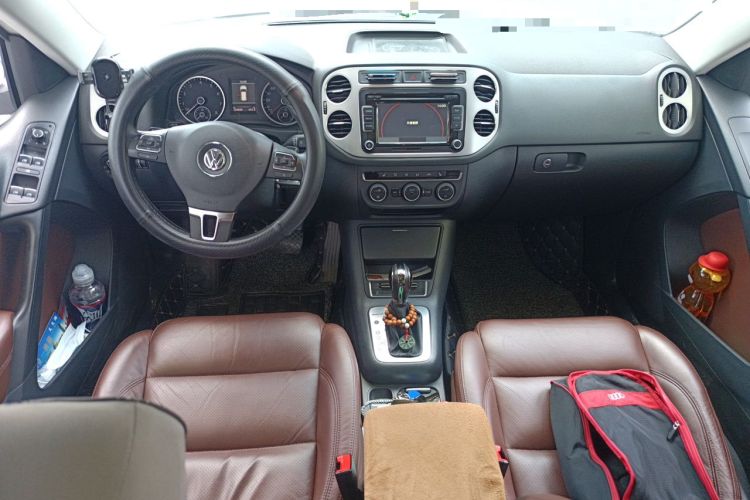 Used Volkswagen Tiguan 2013 1.8 TSI Automatic All-Wheel Drive Luxury Model Center Console
