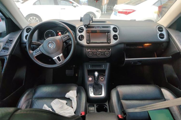 Used Volkswagen Tiguan 2013 1.8TSI Automatic Two-Wheel Drive Luxury Model Center Console