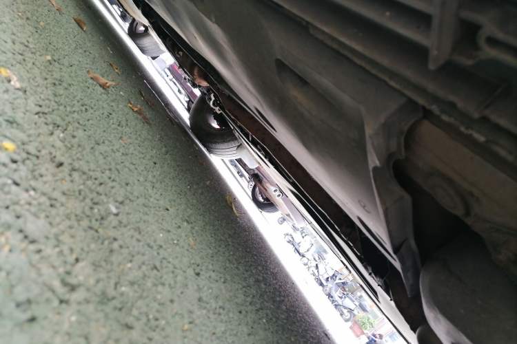 Used Volkswagen Tiguan 2013 1.8TSI Manual Two-Wheel Drive Trend Edition Chassis Rear Left