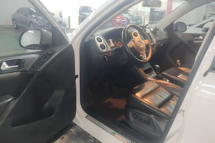 Used Volkswagen Tiguan 2013 1.8 TSI Automatic Two-Wheel Drive Comfort Edition Driver Seat