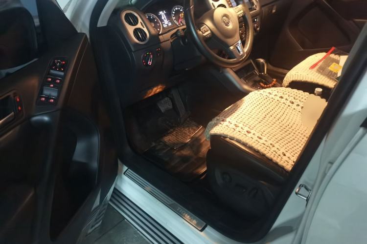 Used Volkswagen Tiguan 2013 1.8TSI Automatic All-Wheel-Drive Comfort Edition Driver Seat
