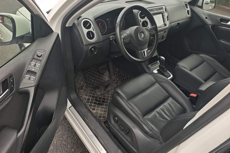 Used Volkswagen Tiguan 2013 1.8 TSI Automatic Two-Wheel Drive Comfort Edition Driver Seat