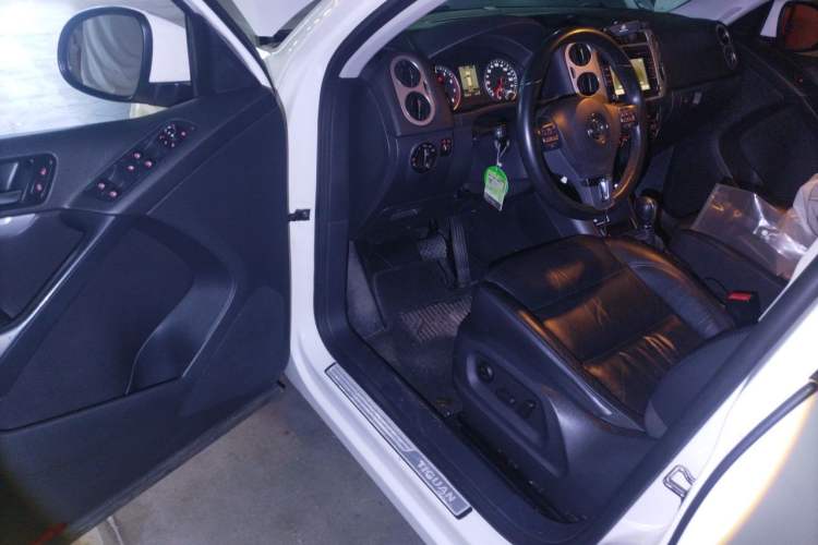 Used Volkswagen Tiguan 2013 1.8TSI Automatic Two-Wheel Drive Luxury Model Driver Seat