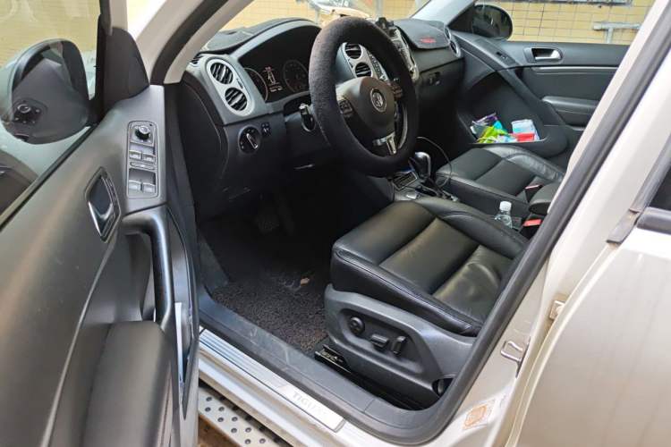 Used Volkswagen Tiguan 2013 1.8 TSI Automatic Two-Wheel Drive Comfort Edition Driver Seat