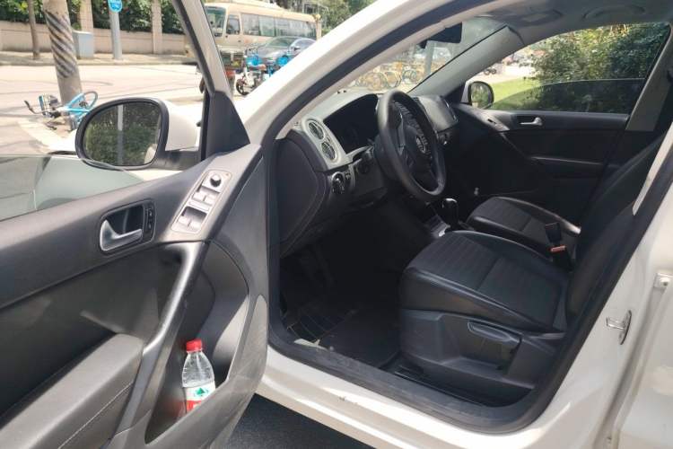 Used Volkswagen Tiguan 2013 1.8TSI Automatic Two-Wheel Drive Trend Edition Driver Seat