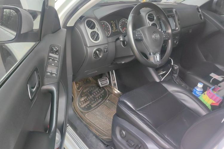 Used Volkswagen Tiguan 2013 1.8TSI Automatic All-Wheel-Drive Comfort Edition Driver Seat