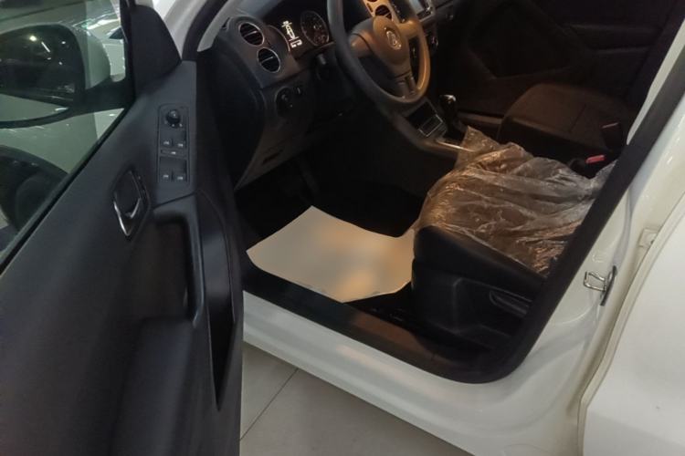 Used Volkswagen Tiguan 2013 1.8TSI Automatic Two-Wheel Drive Trend Edition Driver Seat
