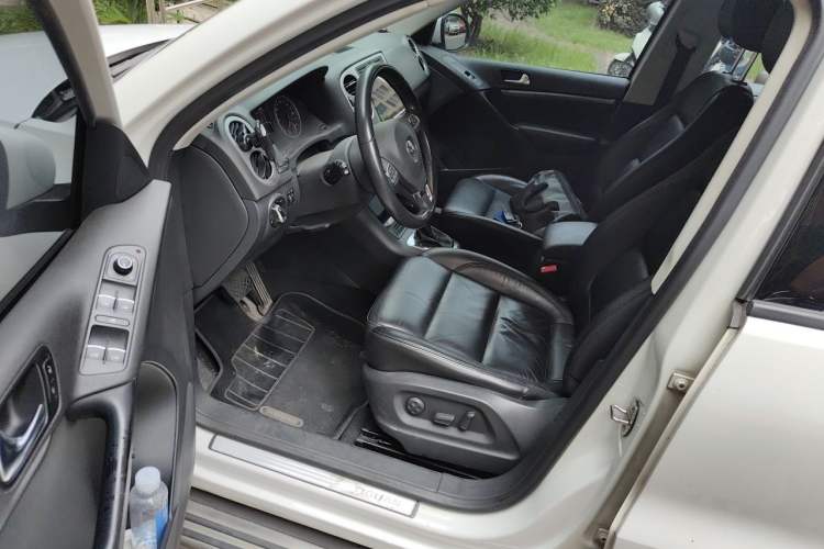 Used Volkswagen Tiguan 2013 1.8 TSI Automatic Two-Wheel Drive Comfort Edition Driver Seat