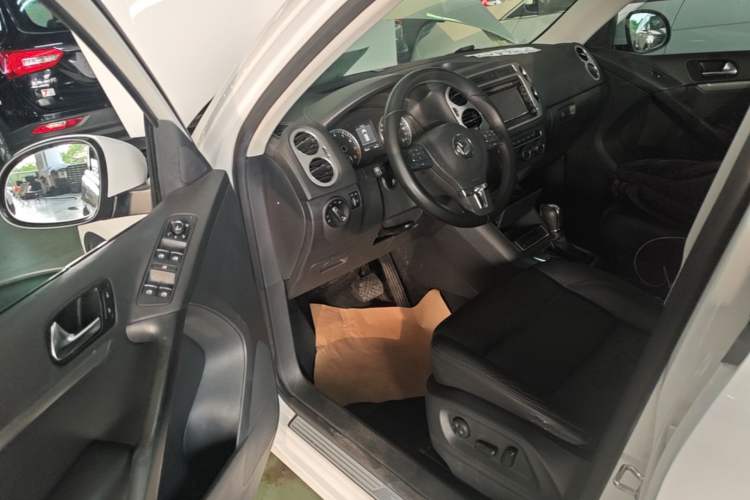 Used Volkswagen Tiguan 2013 1.8TSI Automatic Two-Wheel Drive Luxury Model Driver Seat