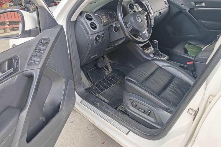 Used Volkswagen Tiguan 2013 1.8 TSI Automatic Two-Wheel Drive Comfort Edition Driver Seat