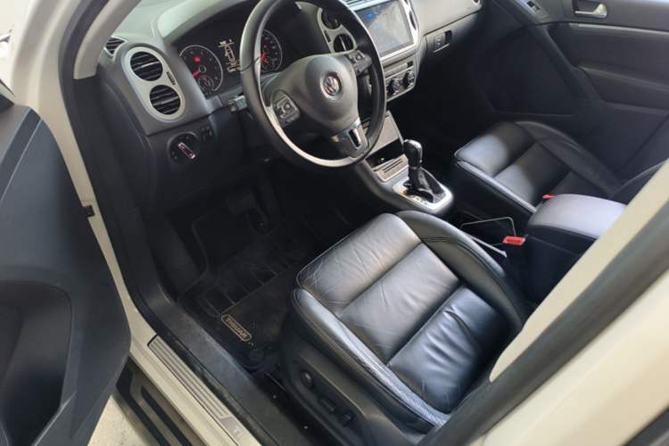 Used Volkswagen Tiguan 2013 1.8 TSI Automatic Two-Wheel Drive Comfort Edition Driver Seat
