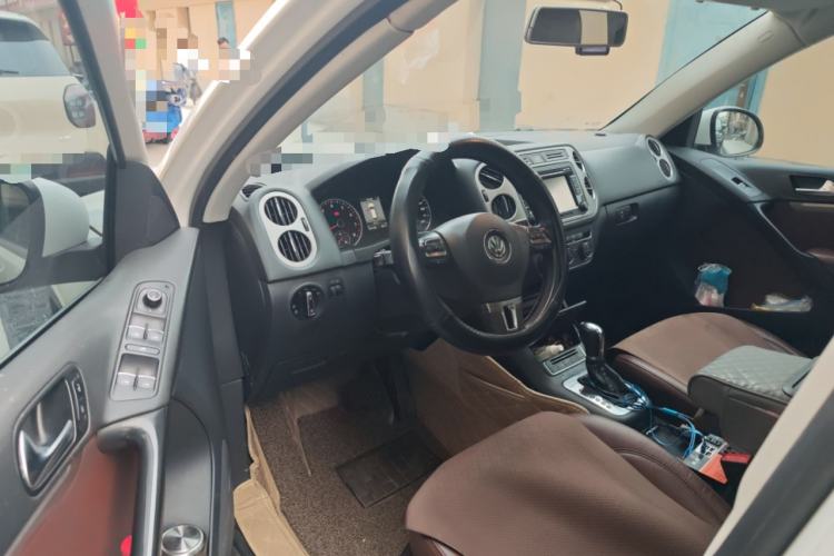 Used Volkswagen Tiguan 2013 1.8 TSI Automatic All-Wheel Drive Luxury Model Driver Seat