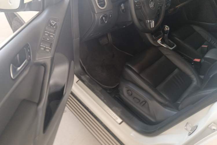 Used Volkswagen Tiguan 2013 1.8TSI Automatic Two-Wheel Drive Luxury Model Driver Seat