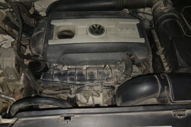 Used Volkswagen Tiguan 2013 1.8TSI Automatic Two-Wheel Drive Luxury Model Engine Bay