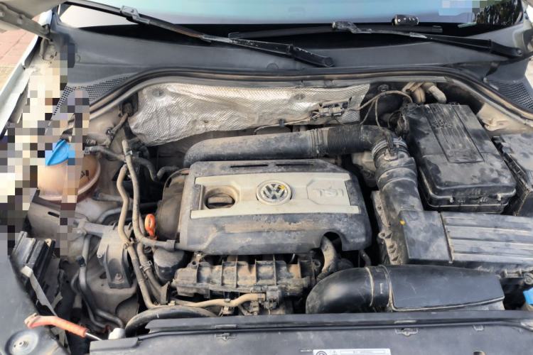 Used Volkswagen Tiguan 2013 1.8TSI Automatic Two-Wheel Drive Luxury Model Engine Bay