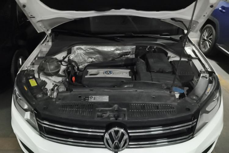 Used Volkswagen Tiguan 2013 1.8TSI Automatic Two-Wheel Drive Luxury Model Engine Bay