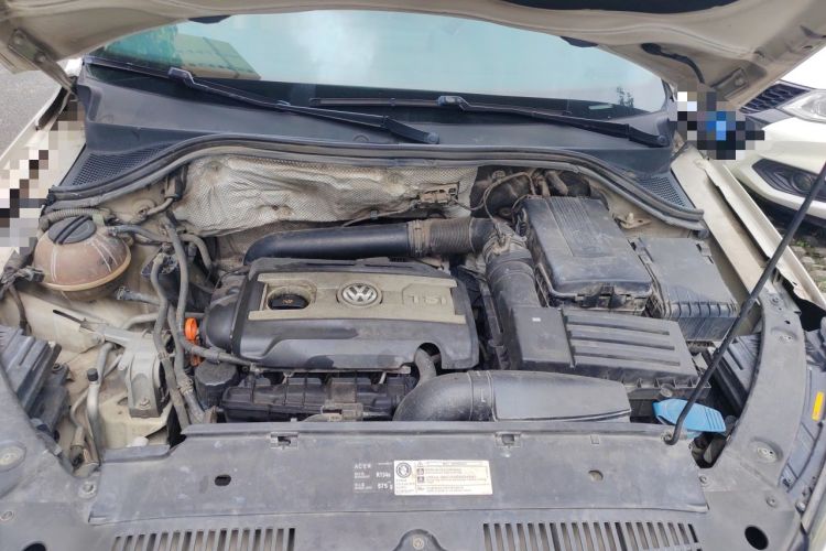 Used Volkswagen Tiguan 2013 1.8TSI Automatic Two-Wheel Drive Trend Edition Engine Bay