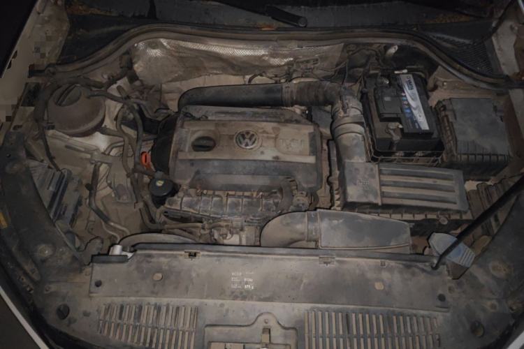 Used Volkswagen Tiguan 2013 1.8 TSI Automatic All-Wheel Drive Luxury Model Engine Bay