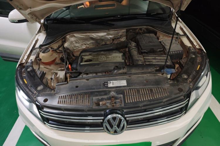 Used Volkswagen Tiguan 2013 1.8 TSI Automatic Two-Wheel Drive Comfort Edition Engine Bay