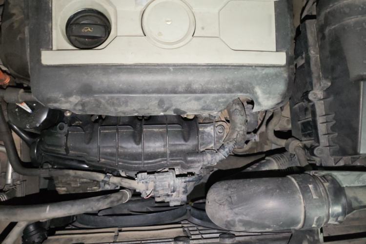 Used Volkswagen Tiguan 2013 1.8TSI Automatic Two-Wheel Drive Luxury Model Engine Bay