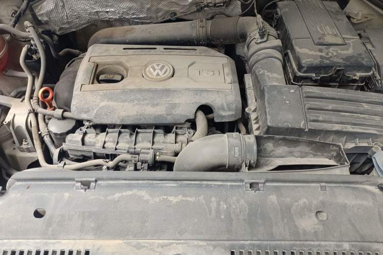 Used Volkswagen Tiguan 2013 1.8TSI Automatic Two-Wheel Drive Trend Edition Engine Bay