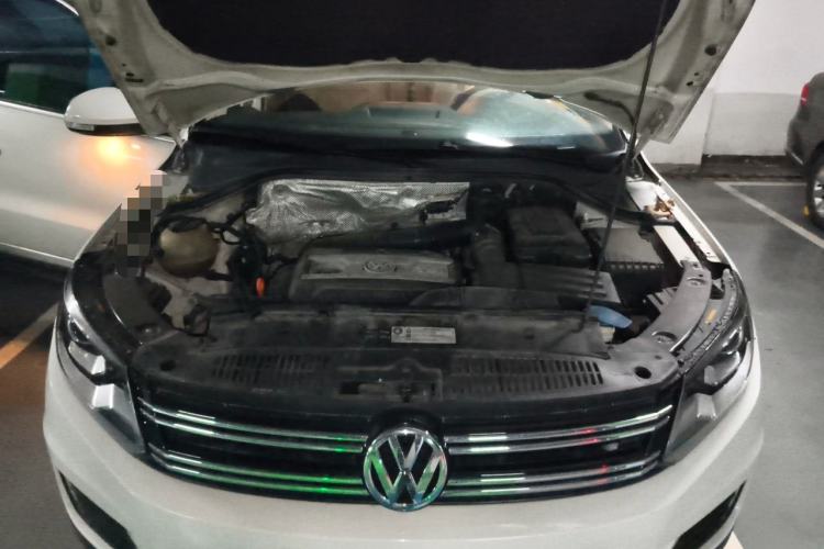 Used Volkswagen Tiguan 2013 1.8TSI Automatic Two-Wheel Drive Luxury Model Engine Bay