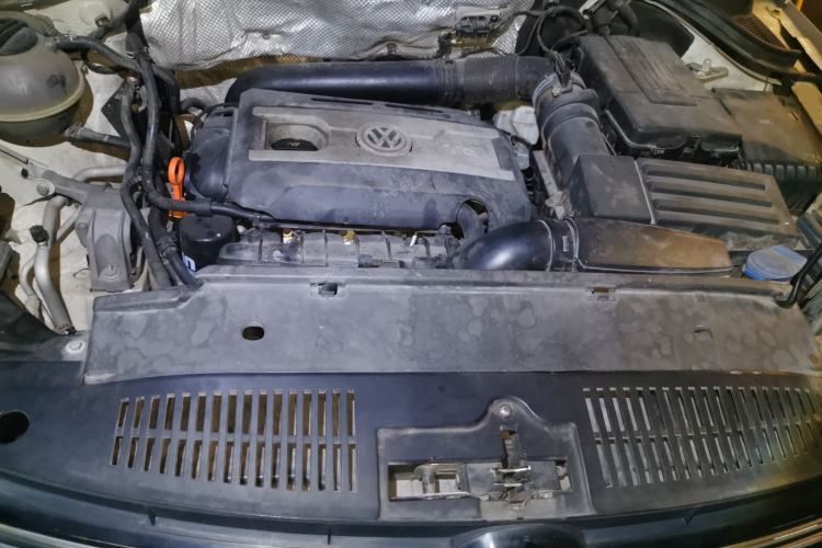 Used Volkswagen Tiguan 2013 1.8TSI Automatic Two-Wheel Drive Trend Edition Engine Bay